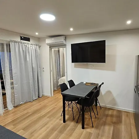 아파트 Silver Moon Mit Klimaanlage By Interhome 드라게