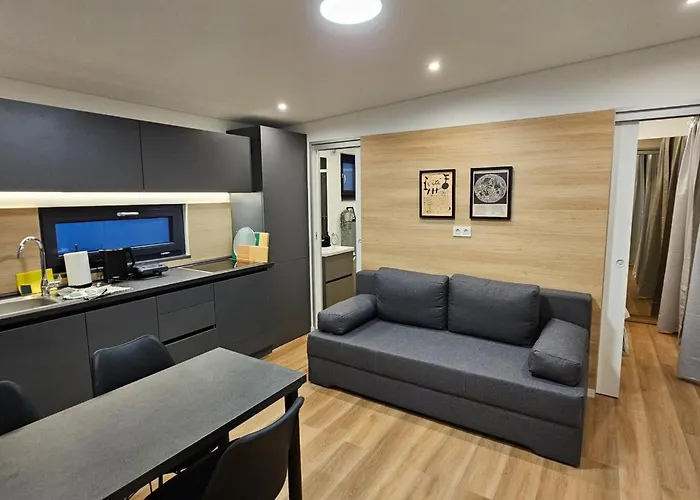 아파트 Silver Moon Mit Klimaanlage By Interhome